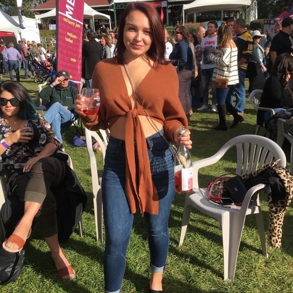 cropped tie sweater - Picture 5 of 7